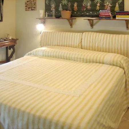 Mattarana Sleeps 6 Pool Air Con Wifi 펜션